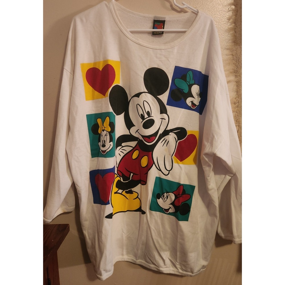 Vtg 90s Mickey Mouse T-shirt womens 2XL Unlimited Land N Sea‎ Cartoon AOP Disney